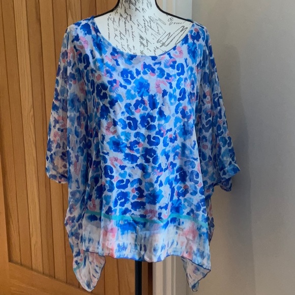 NWT Florencia Beautiful Flowing Viscose Top. Made in Italy. Tank Lined. - Picture 1 of 13
